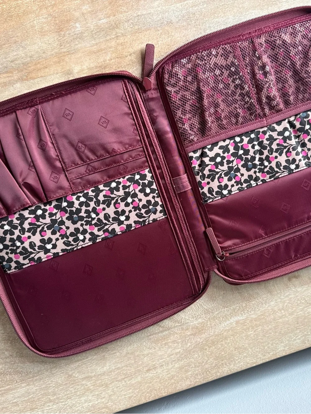 Vera Bradley Plum Purple Quilted Microfiber Document Tablet Portfolio Organizer